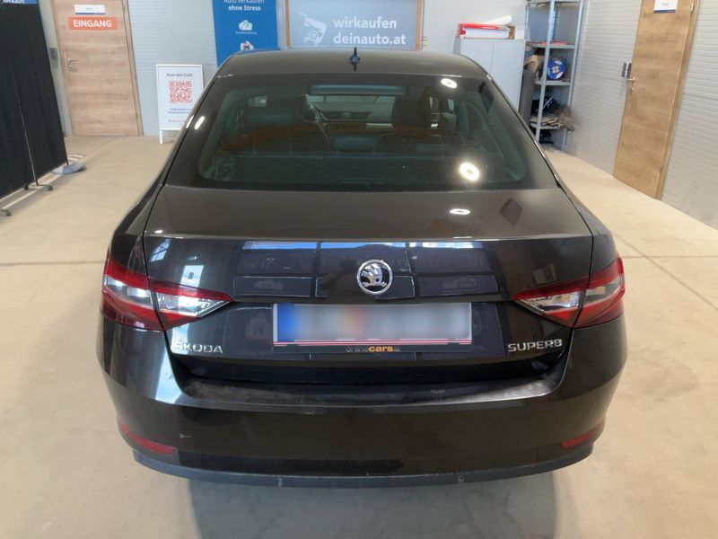 Skoda Superb 2.0 TDI Style 2015 – снимка 7
