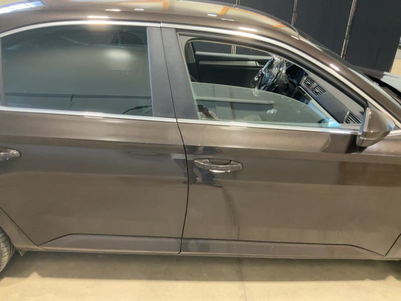 Skoda Superb 2.0 TDI Style 2015 – снимка 10