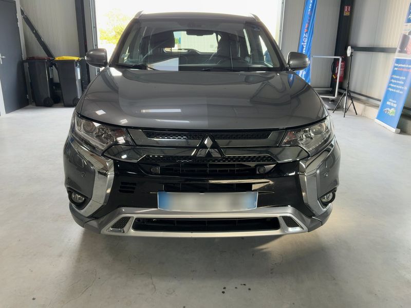 Mitsubishi Outlander 2.4 PHEV 4WD 2018 – снимка 14