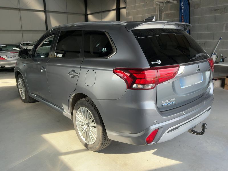 Mitsubishi Outlander 2.4 PHEV 4WD 2018 – снимка 6