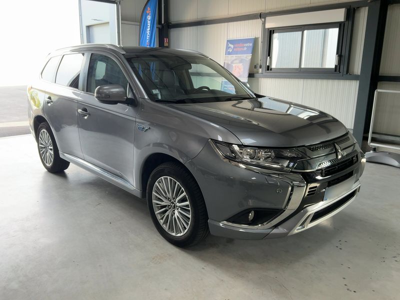Mitsubishi Outlander 2.4 PHEV 4WD 2018 – снимка 12