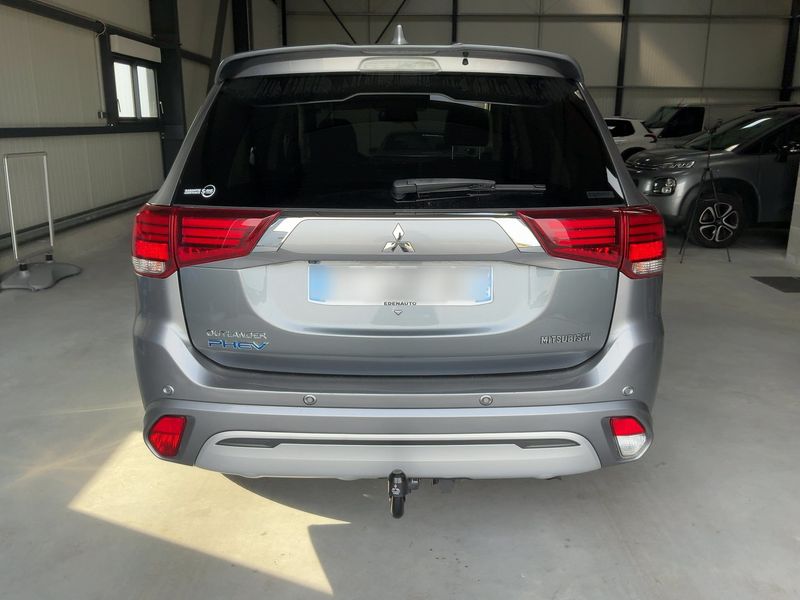 Mitsubishi Outlander 2.4 PHEV 4WD 2018 – снимка 7