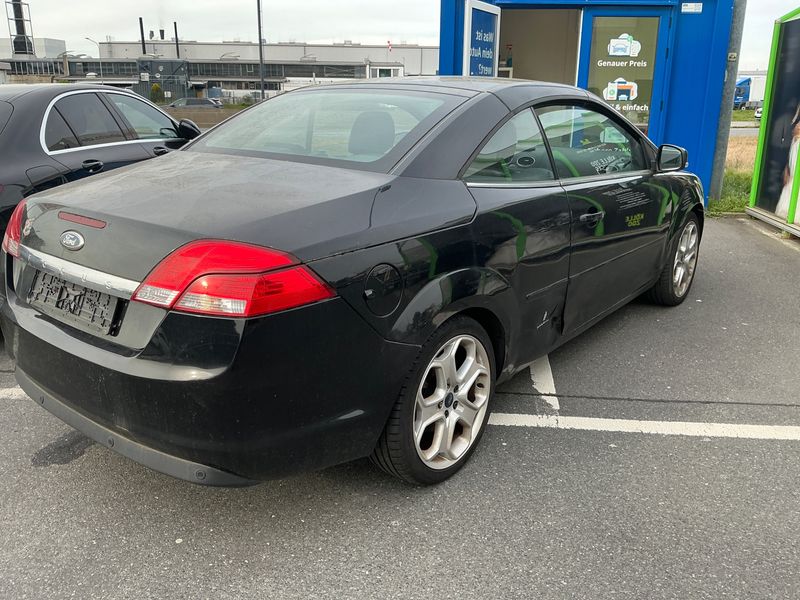 Ford Focus 2.0 Titanium 2010 – снимка 2