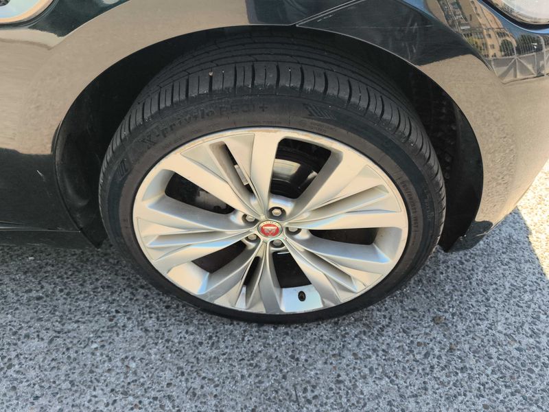 Jaguar F-Pace 20d R-Sport AWD 2017 – снимка 18