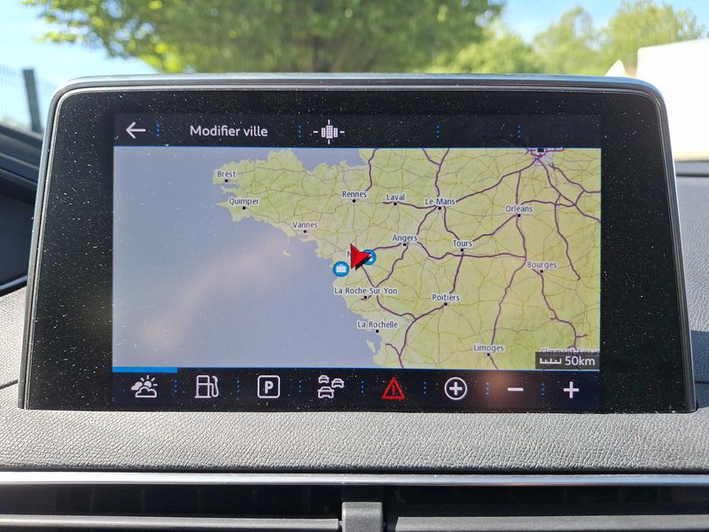 Peugeot 3008 1.2 PureTech Allure Business 2018 – снимка 13