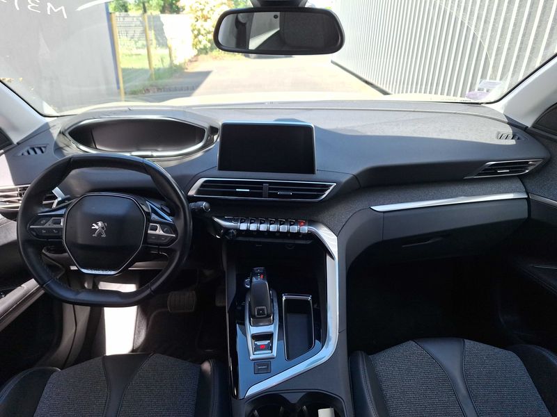 Peugeot 3008 1.2 PureTech Allure Business 2018 – снимка 11
