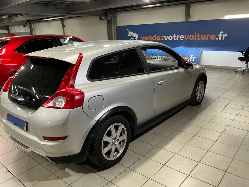 Volvo C30 1.6 D2 D2 2011 – снимка 2