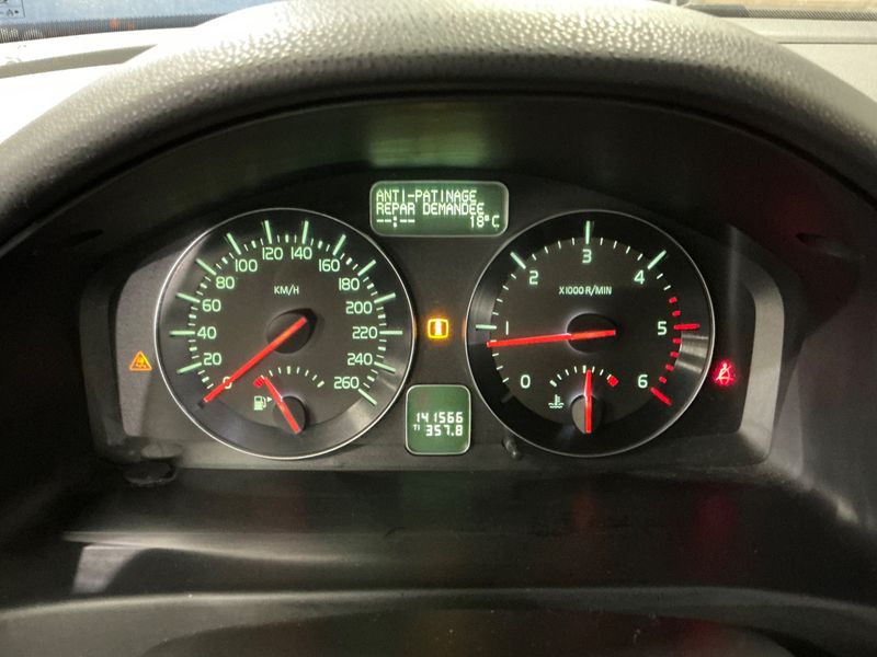 Volvo C30 1.6 D2 D2 2011 – снимка 4