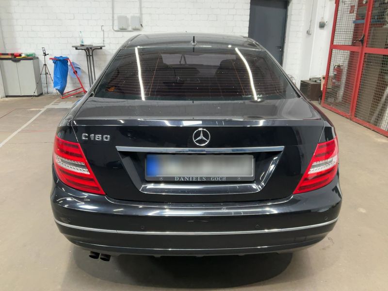 Mercedes-Benz C-Klasse C 180 CGI BlueEfficiency 2012 – снимка 7