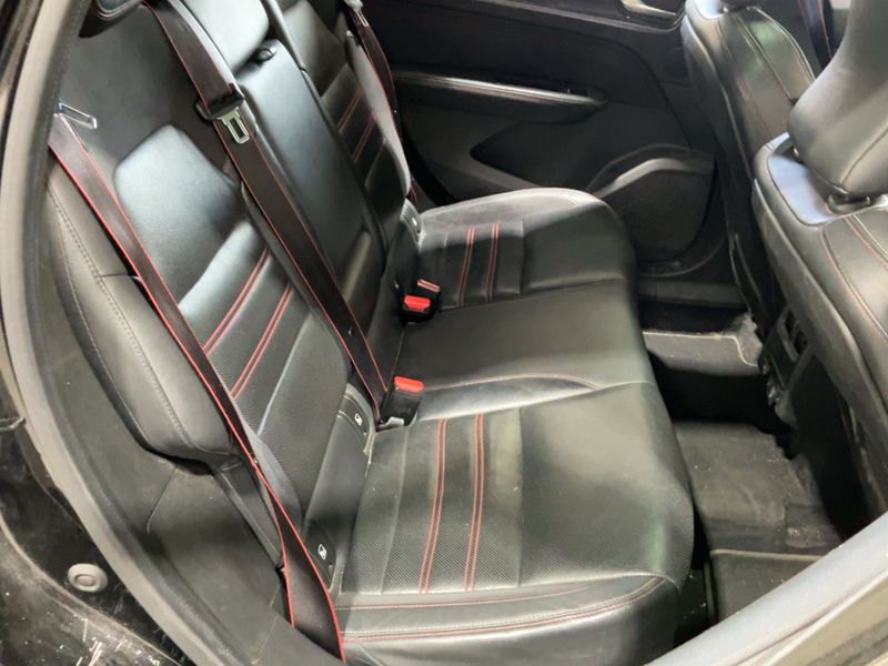Renault Arkana 1.6 Hybrid E-Tech R.S. Line 2022 – снимка 19