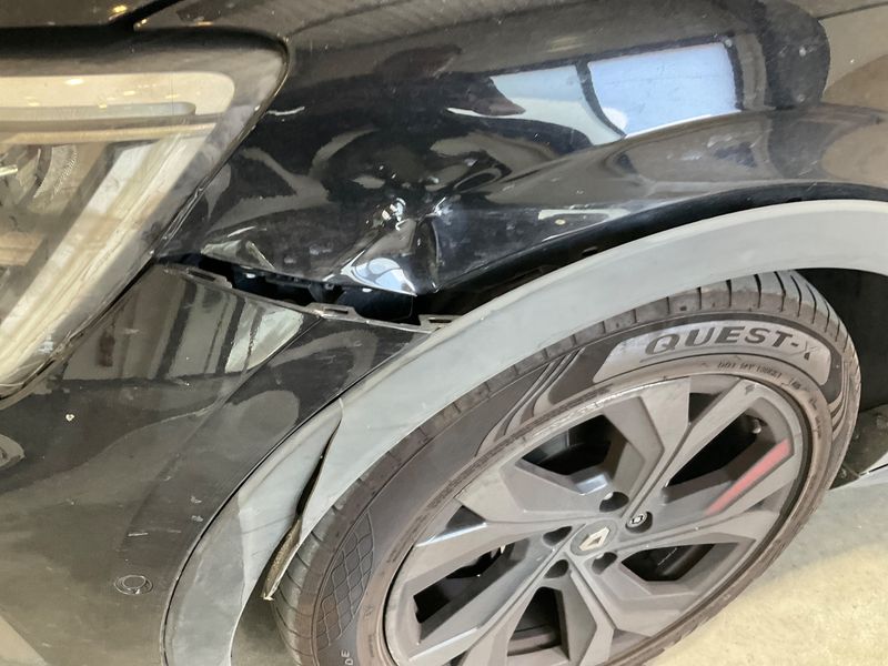 Renault Arkana 1.6 Hybrid E-Tech R.S. Line 2022 – снимка 30