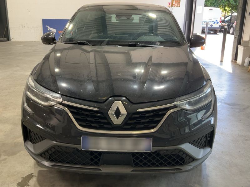 Renault Arkana 1.6 Hybrid E-Tech R.S. Line 2022 – снимка 14