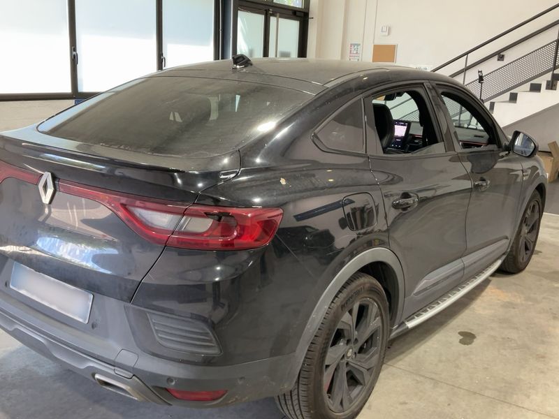 Renault Arkana 1.6 Hybrid E-Tech R.S. Line 2022 – снимка 8
