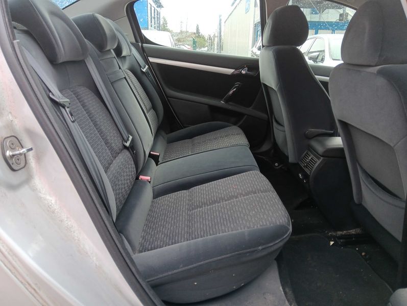 Peugeot 407 2.0 HDi Exclusiv 2009 – снимка 12