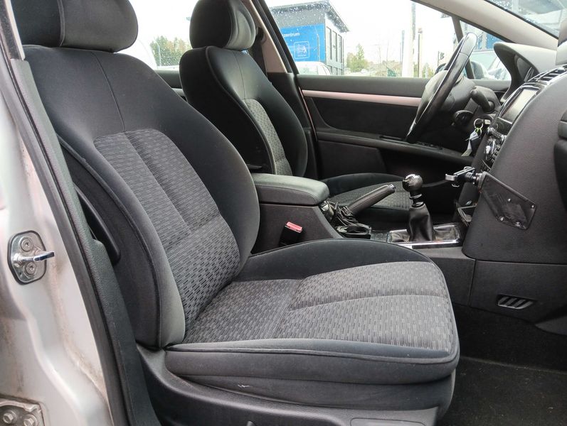 Peugeot 407 2.0 HDi Exclusiv 2009 – снимка 9