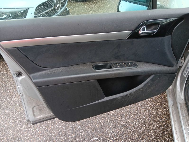 Peugeot 407 2.0 HDi Exclusiv 2009 – снимка 18