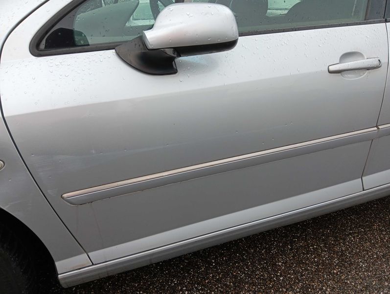 Peugeot 407 2.0 HDi Exclusiv 2009 – снимка 28