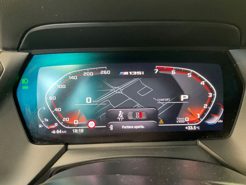 BMW 1er M135i xDrive 2020 – снимка 18