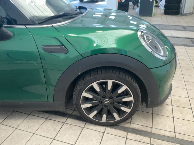 MINI Cooper Classic Trim 2023 – снимка 12
