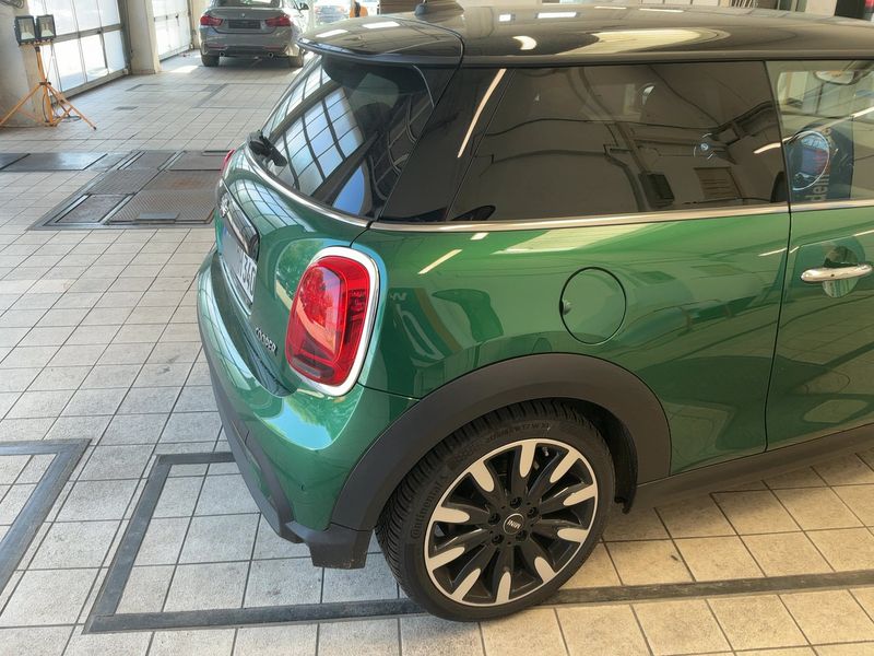 MINI Cooper Classic Trim 2023 – снимка 8