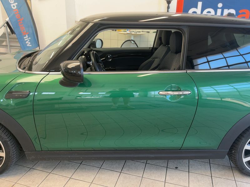 MINI Cooper Classic Trim 2023 – снимка 4