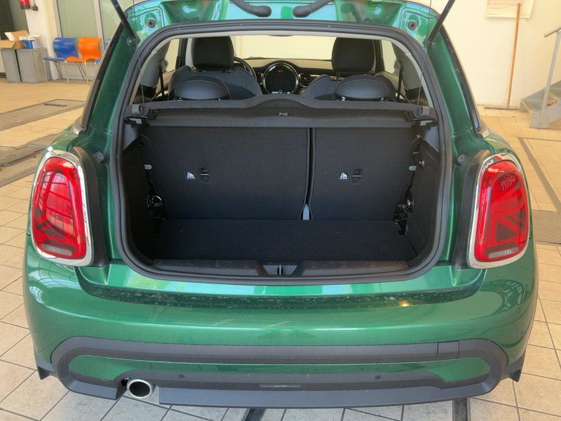 MINI Cooper Classic Trim 2023 – снимка 15