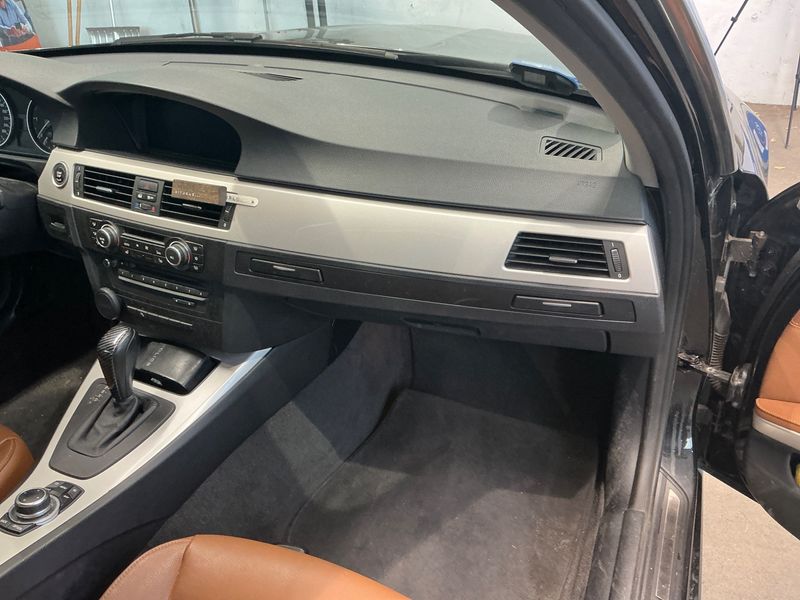 BMW 3er 325d 2011 – снимка 23