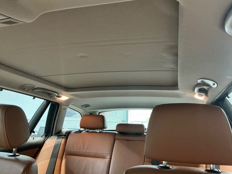 BMW 3er 325d 2011 – снимка 27