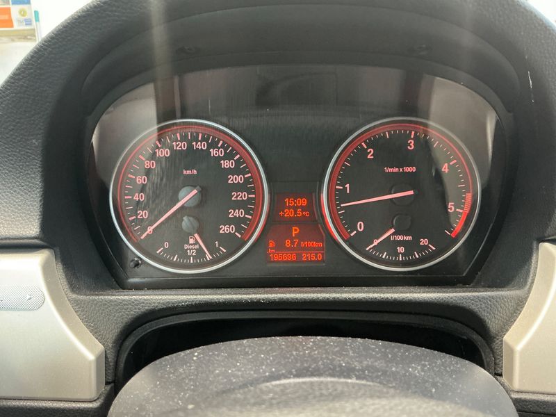 BMW 3er 325d 2011 – снимка 19