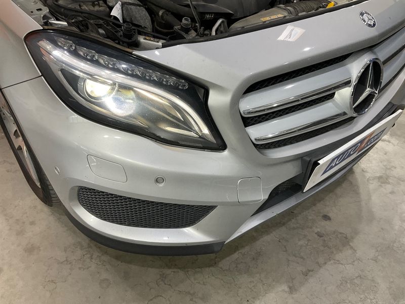 Mercedes-Benz GLA-Klasse GLA 220 d 4Matic AMG Line 2017 – снимка 38