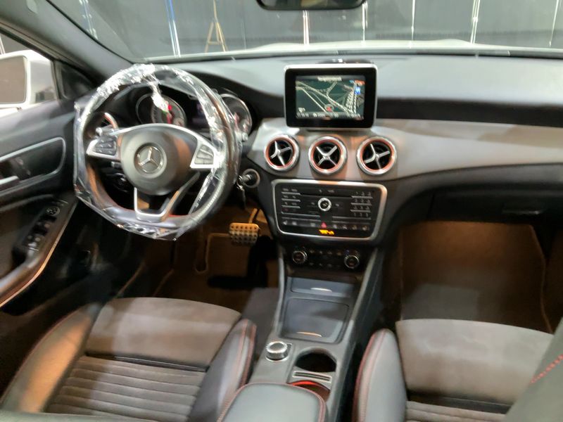 Mercedes-Benz GLA-Klasse GLA 220 d 4Matic AMG Line 2017 – снимка 18