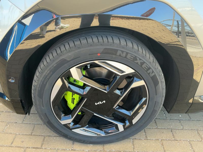 Kia EV9 electric drive 374 kW GT 4WD 2026 – снимка 3