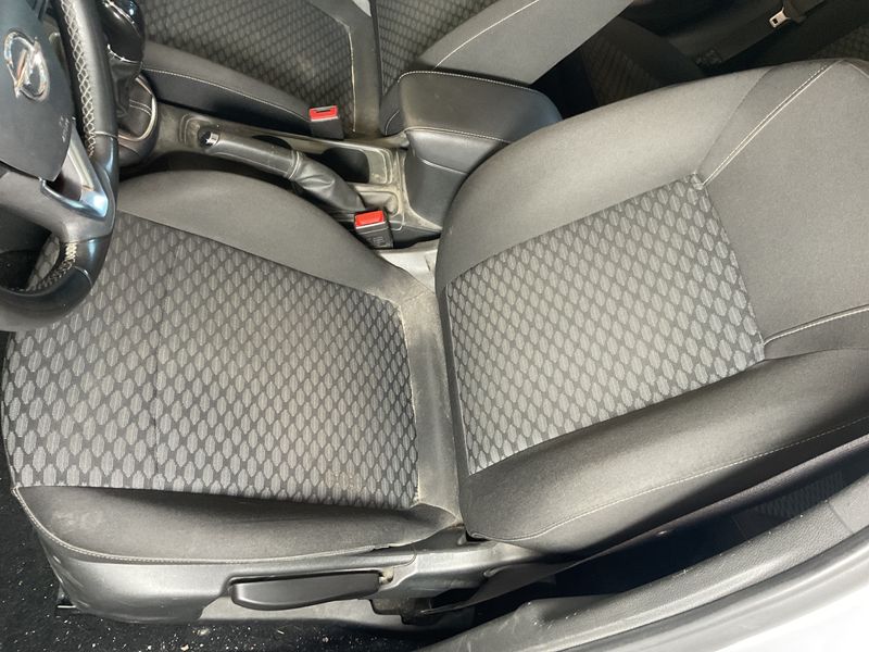 Opel Astra 1.2 Turbo Edition Start/Stop 2021 – снимка 31