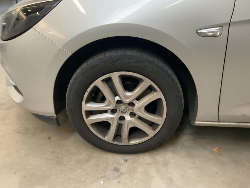 Opel Astra 1.2 Turbo Edition Start/Stop 2021 – снимка 3