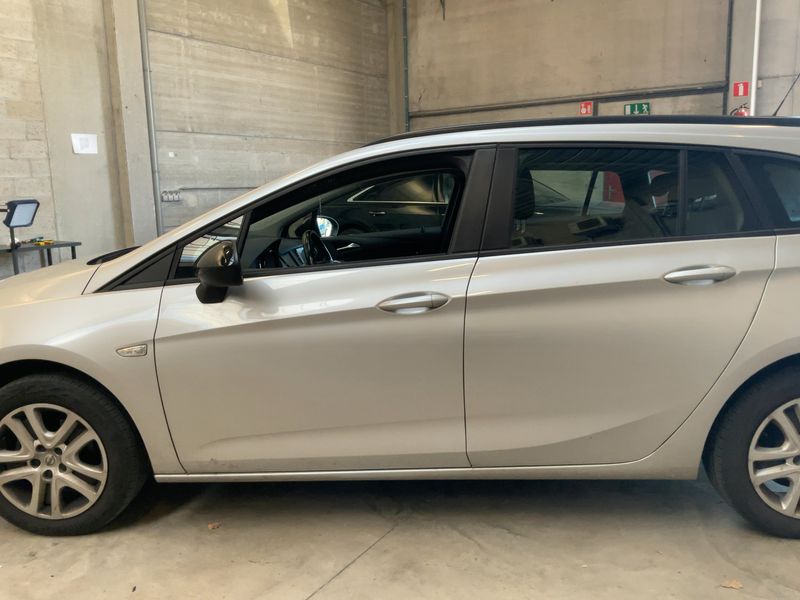 Opel Astra 1.2 Turbo Edition Start/Stop 2021 – снимка 4