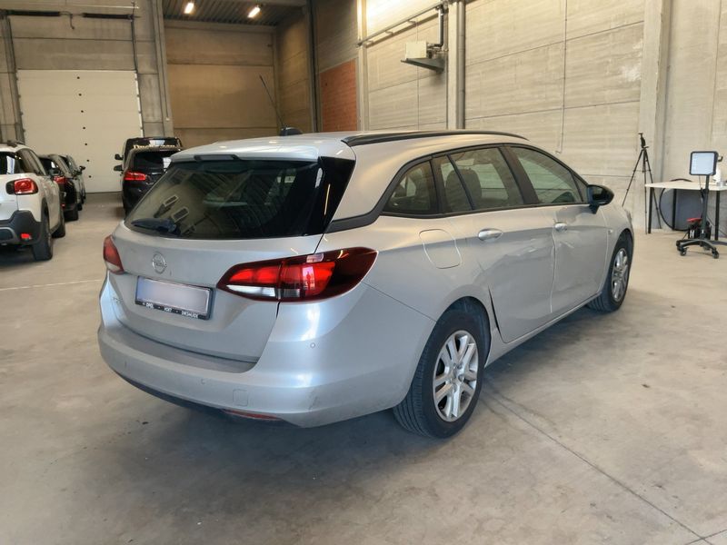 Opel Astra 1.2 Turbo Edition Start/Stop 2021 – снимка 8