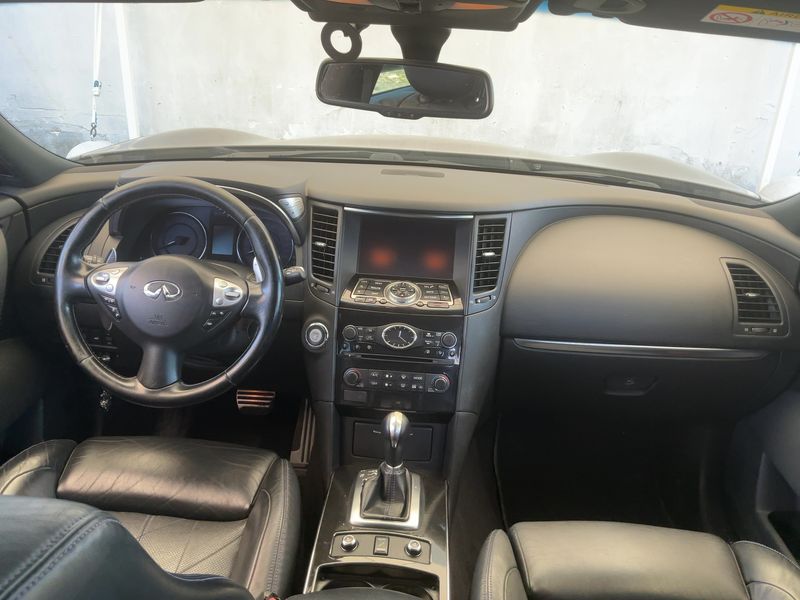 Infiniti QX70 3.0 V6 Diesel S Design 2015 – снимка 17