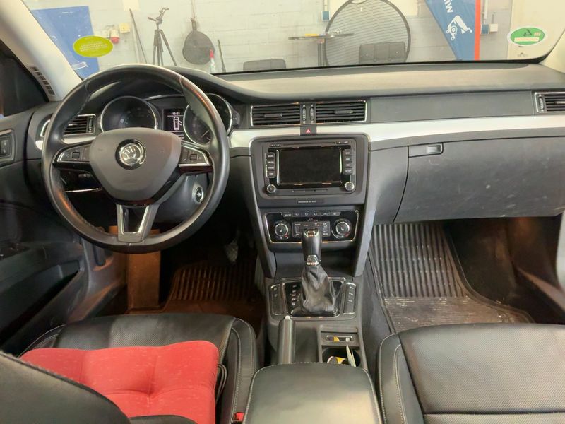 Skoda Superb 3.6 V6 FSI Elegance 4x4 2014 – снимка 18