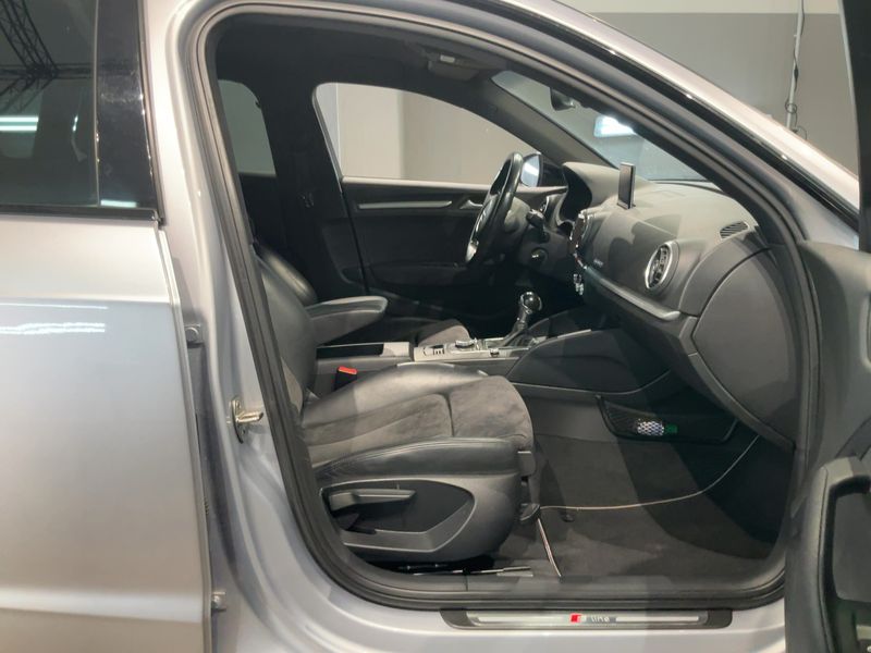 Audi A3 Sportback 1.8 TFSI quattro Ambition 2014 – снимка 16