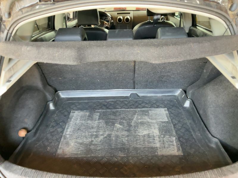 Nissan Qashqai 1.6 dCi 360 4x4 2014 – снимка 16