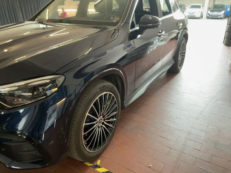 Mercedes-Benz GLC-Klasse GLC 200 Mild-Hybrid 4Matic AMG Line 2023 – снимка 2