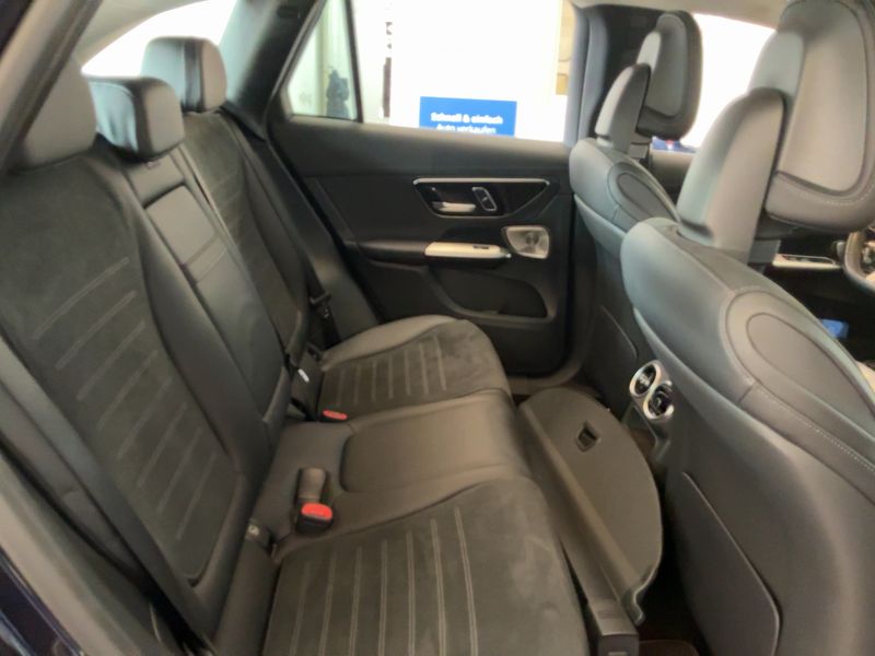 Mercedes-Benz GLC-Klasse GLC 200 Mild-Hybrid 4Matic AMG Line 2023 – снимка 19