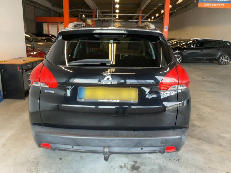 Peugeot 2008 1.2 PureTech Active 2016 – снимка 7