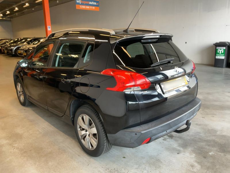 Peugeot 2008 1.2 PureTech Active 2016 – снимка 6