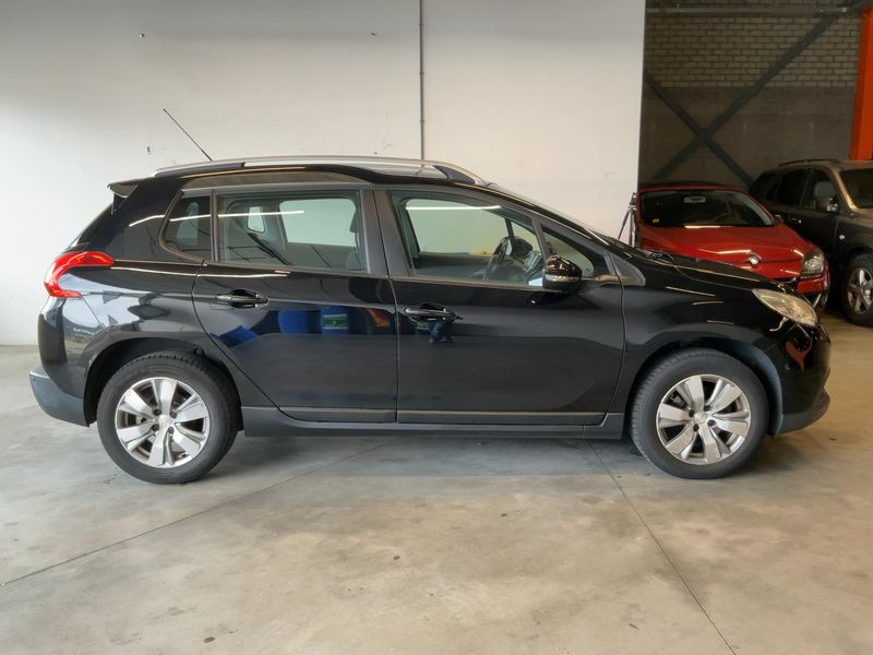 Peugeot 2008 1.2 PureTech Active 2016 – снимка 10