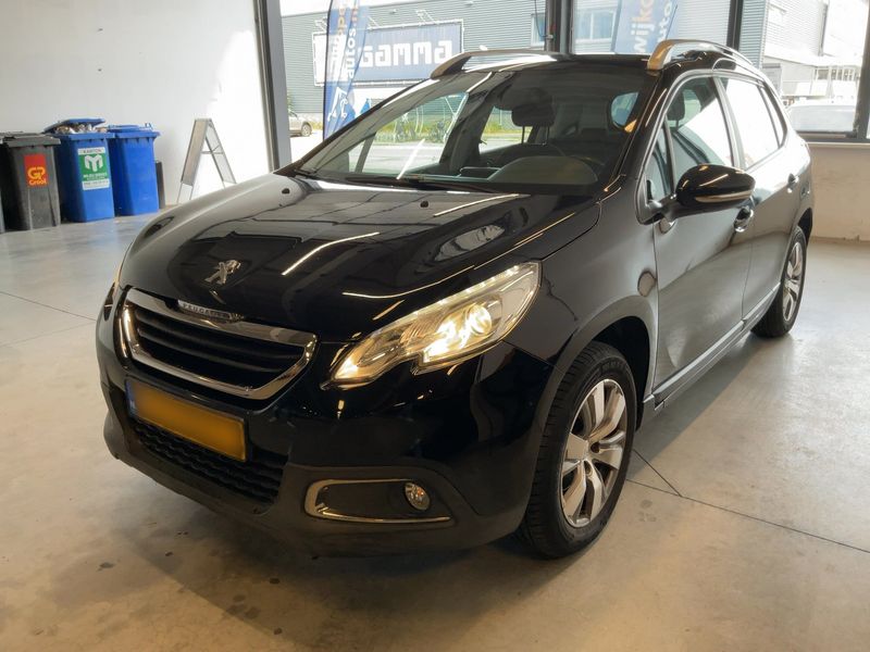 Peugeot 2008 1.2 PureTech Active 2016 – снимка 2