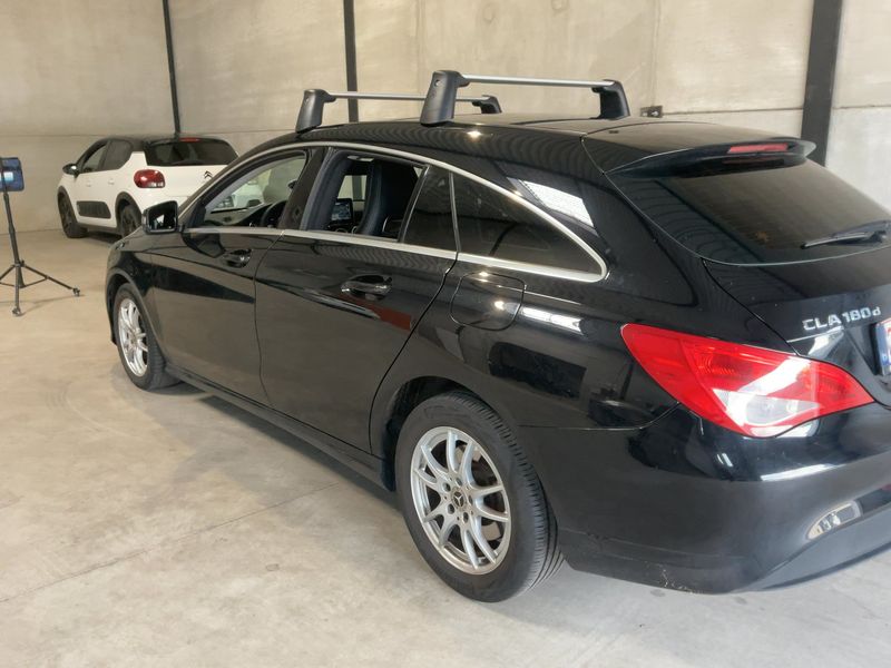 Mercedes-Benz CLA-Klasse CLA 180 d Shooting Brake 2018 – снимка 6