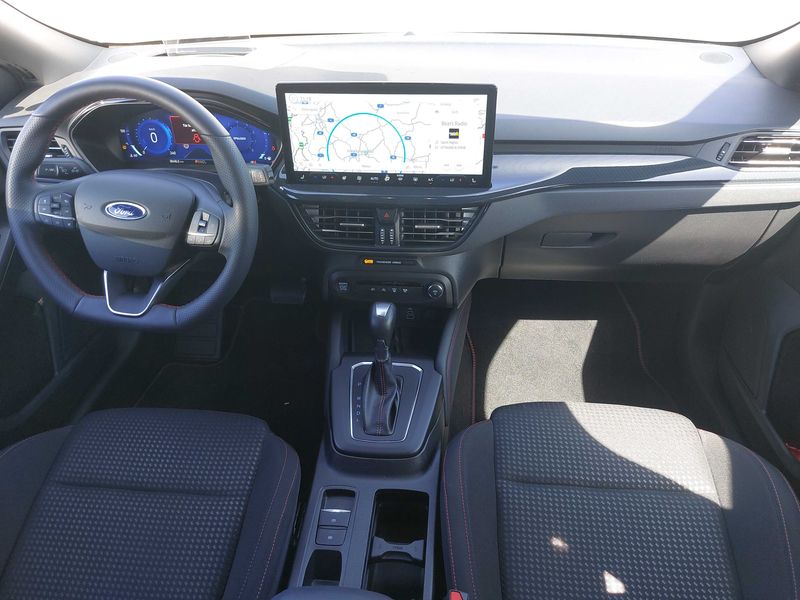 Ford Focus 1.0 EcoBoost Mild-Hybrid ST-Line X 2024 – снимка 11