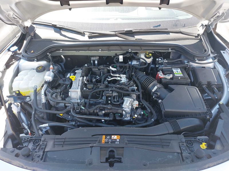 Ford Focus 1.0 EcoBoost Mild-Hybrid ST-Line X 2024 – снимка 8