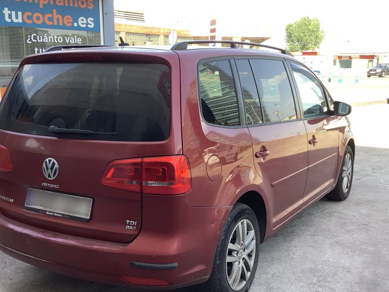 Volkswagen Touran 1.6 TDI Advance 2010 – снимка 6